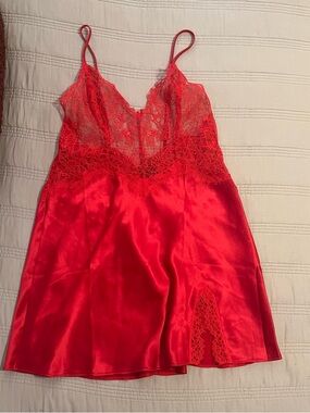 Victoria's Secret Red Lace & Satin Chemise Slip Nightie Love Sexy